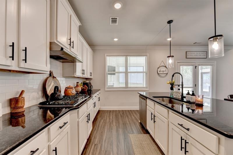 148 Logan Pass Drive Loganville, GA 30052 - Photo 32 of 103