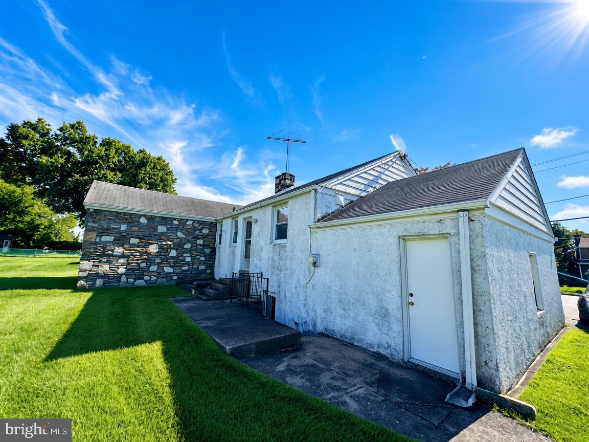 1111 Welsh Road Philadelphia, PA 19115 - Photo 18 of 22 Gallery Image 18