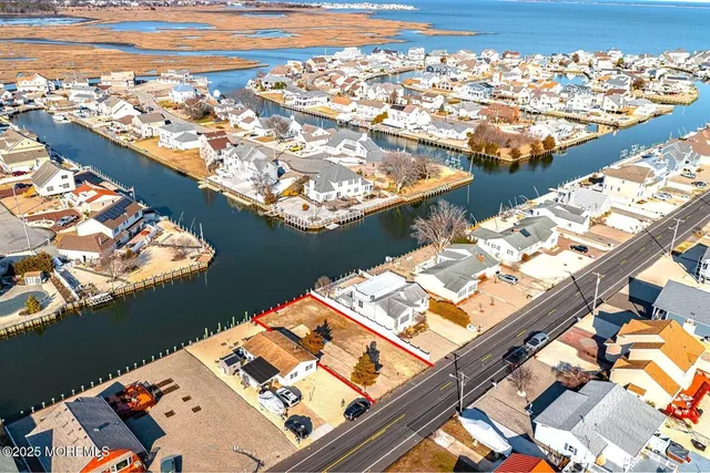 $550,000 | 986 Capstan Drive, Forked River, NJ 08731