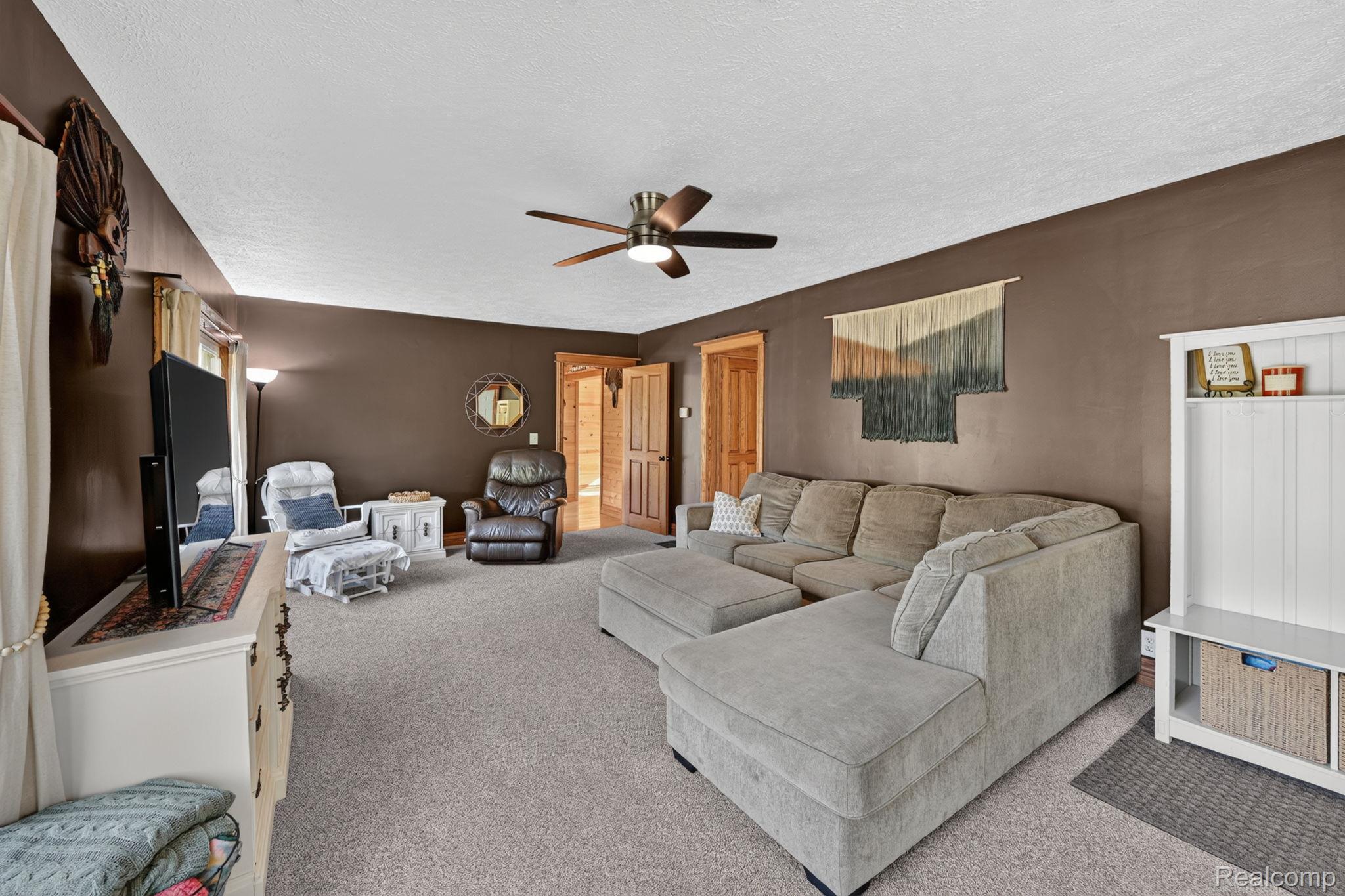 3658 Newburg Road Bancroft, MI 48414 - Photo 10 of 56 12-web-or-mls-DSC_7457.jpg