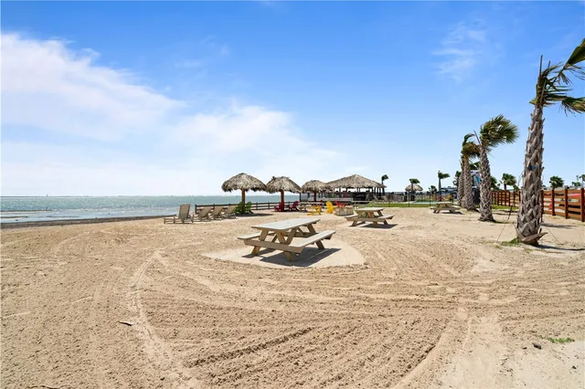 $189,000 | 101 Caribbean Drive, Unit 5, Corpus Christi, TX 78418