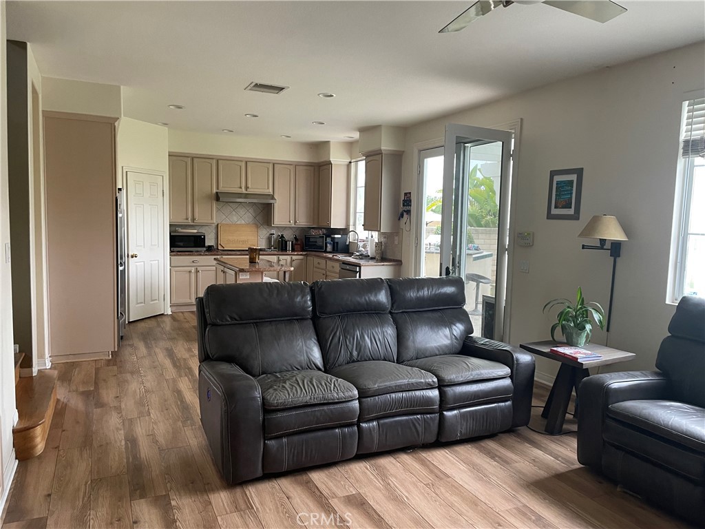 3475 High Point Place Simi Valley, CA 93065 - Photo 10 of 27