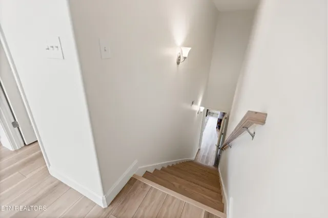 $424,900 | 7330 Whispering Creek Lane, Powell, TN 37849