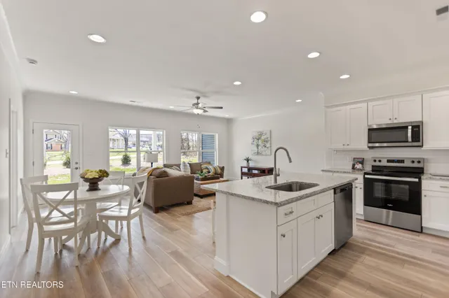 $424,900 | 7330 Whispering Creek Lane, Powell, TN 37849