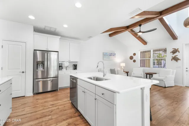 $2,500 | 8678 Weekend Drive, Panama City Beach, FL 32413