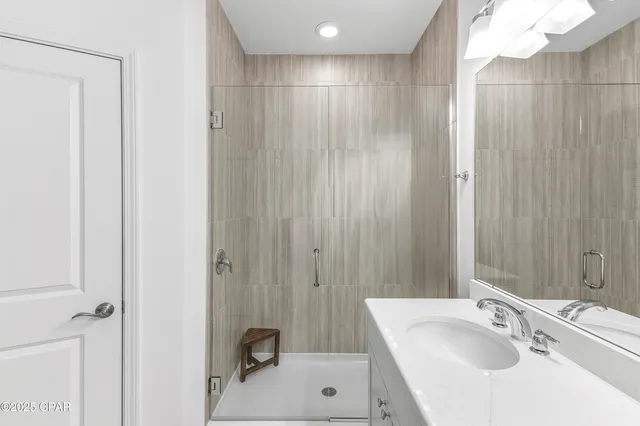 $2,500 | 8678 Weekend Drive, Panama City Beach, FL 32413