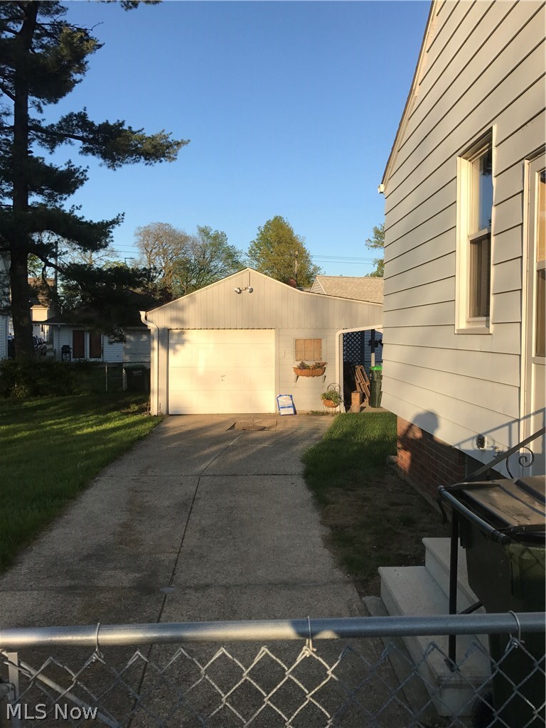 1501 Mapledale Road Wickliffe, OH 44092 - Photo 17 of 18 Gallery Image 17