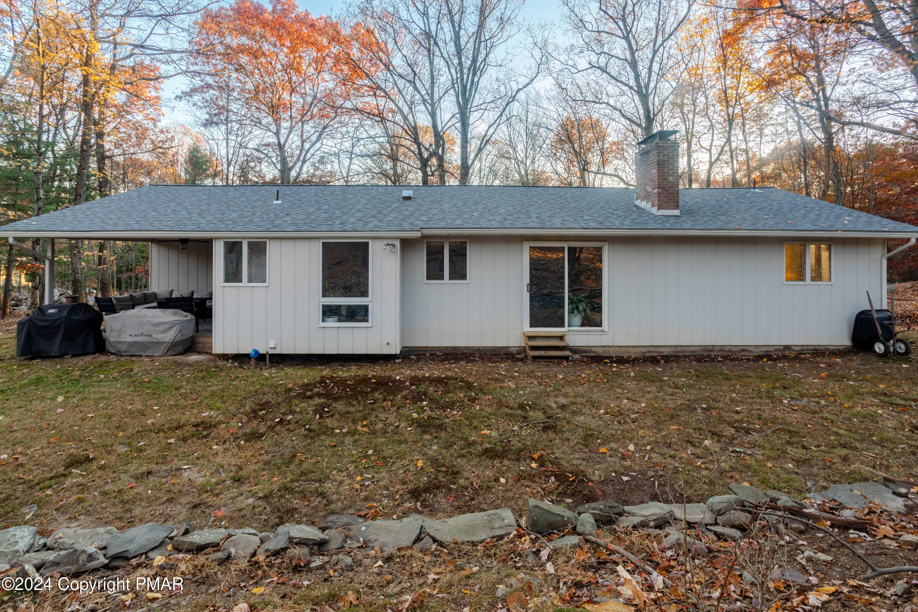 6437 Crestview Road Swiftwater, PA 18370 - Photo 8 of 28 6437 Crestview Rd-9