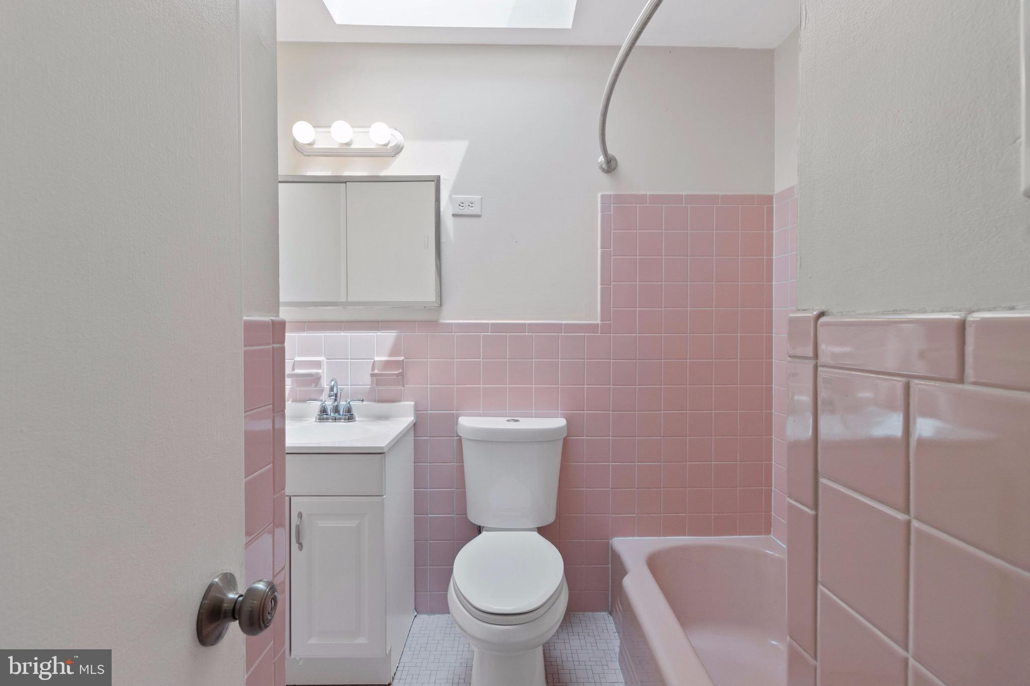 419 Milford Road Broomall, PA 19008 - Photo 14 of 25 Gallery Image 14
