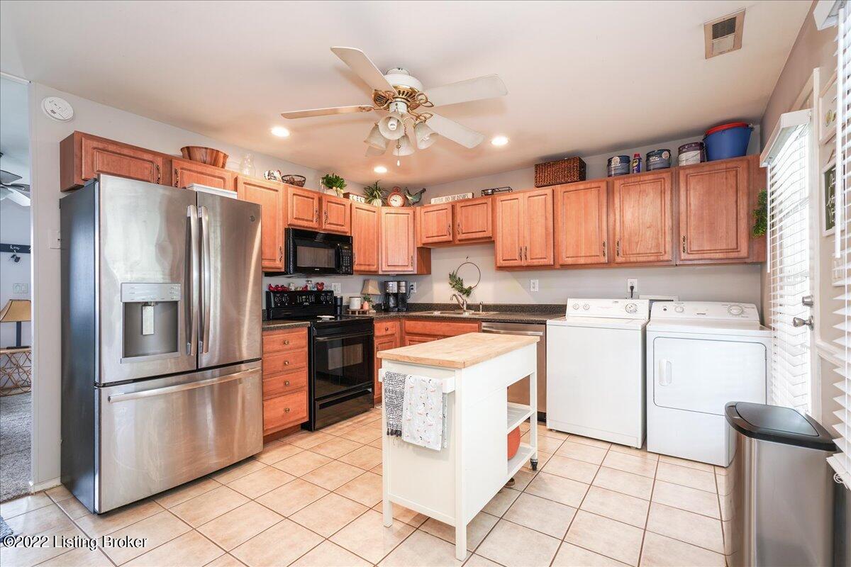 10009 Robsion Road Louisville, KY 40299 - Photo 8 of 22 08-10009-8
