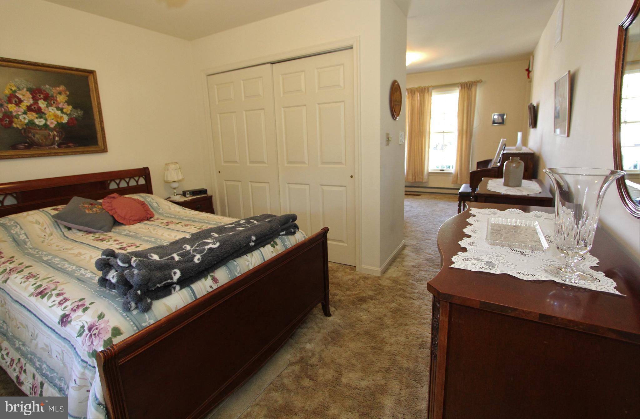 7133 Poole Jones Road Frederick, MD 21702 - Photo 31 of 67 Main level bedroom, view 2