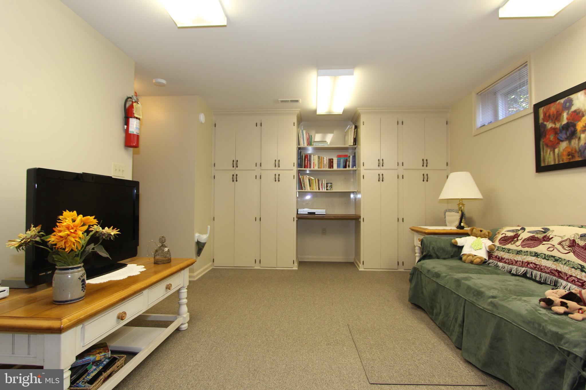 7133 Poole Jones Road Frederick, MD 21702 - Photo 36 of 67 Lower level reaccreation room