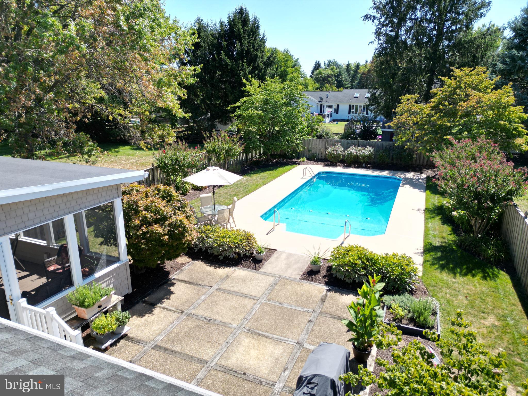 7133 Poole Jones Road Frederick, MD 21702 - Photo 43 of 67 Backyard and pool