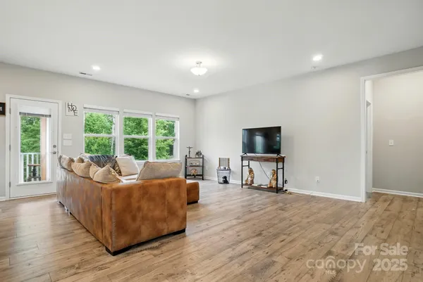$419,900 | 18619 Mainsail Court, Lancaster, SC 29720