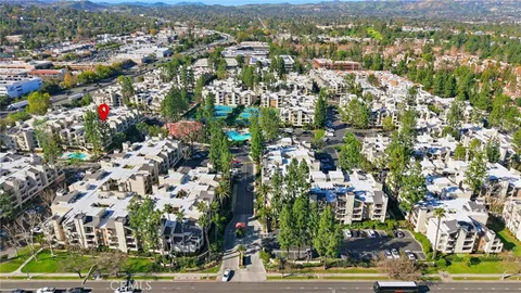 $519,500 | 5525 Canoga Avenue, Unit 129, Woodland Hills, CA 91367