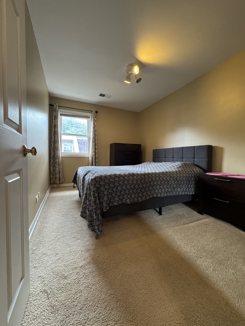 4035 North Keystone Avenue, Unit G Chicago, IL 60641 - Photo 7 of 10