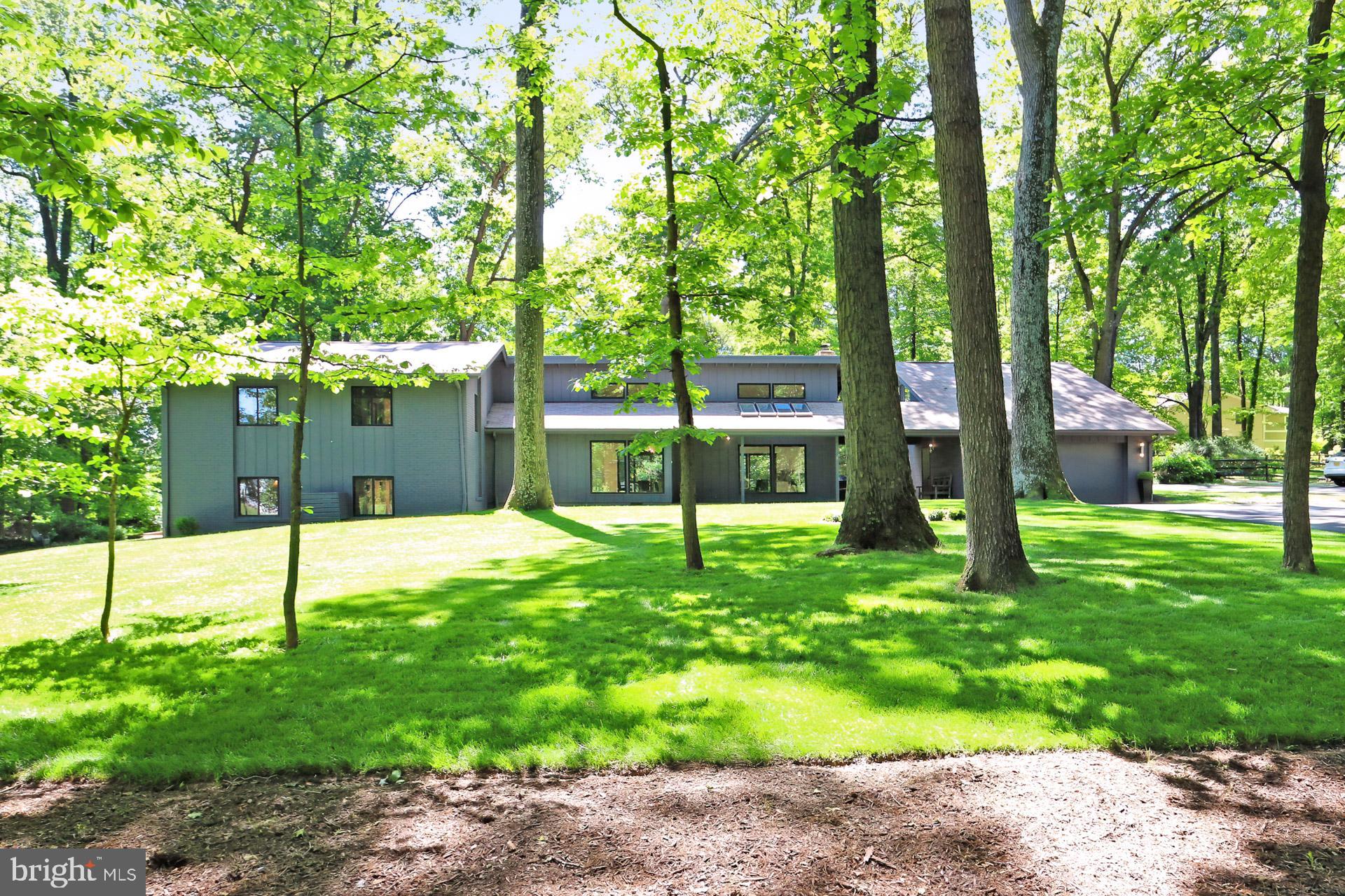 11703 Vale Road Oakton, VA 22124 - Photo 2 of 55 Gallery Image 2