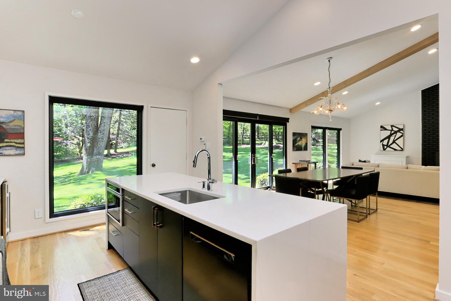 11703 Vale Road Oakton, VA 22124 - Photo 21 of 55 Gallery Image 21