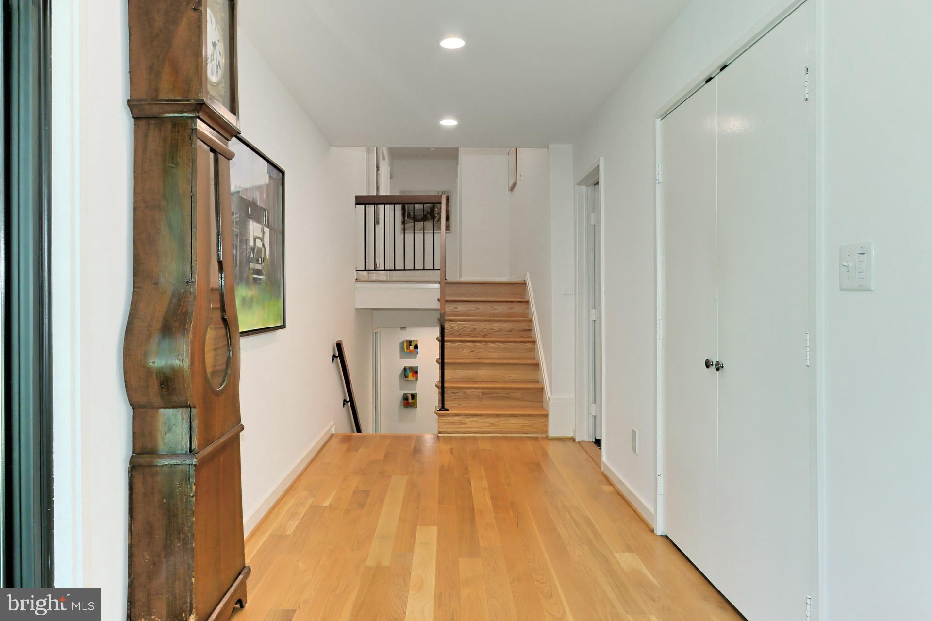 11703 Vale Road Oakton, VA 22124 - Photo 23 of 55 Gallery Image 23