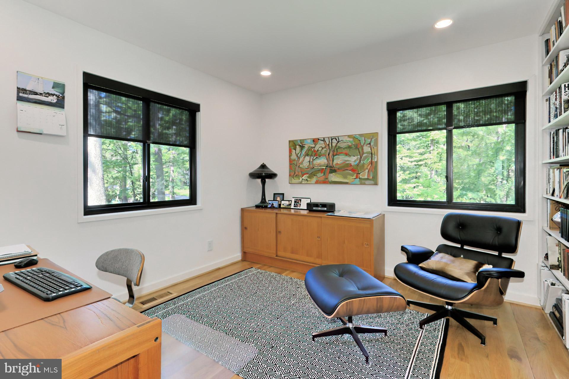 11703 Vale Road Oakton, VA 22124 - Photo 30 of 55 Gallery Image 30