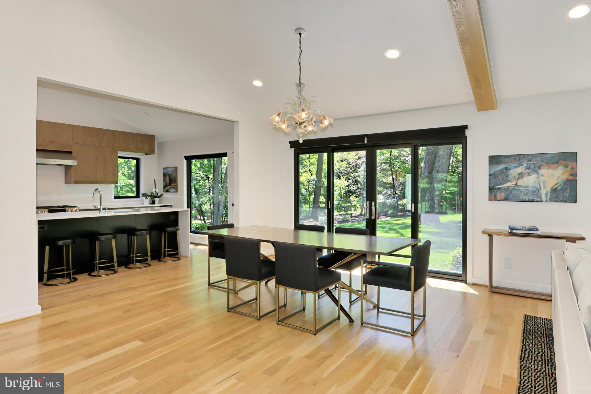 11703 Vale Road Oakton, VA 22124 - Photo 10 of 55 Gallery Image 10