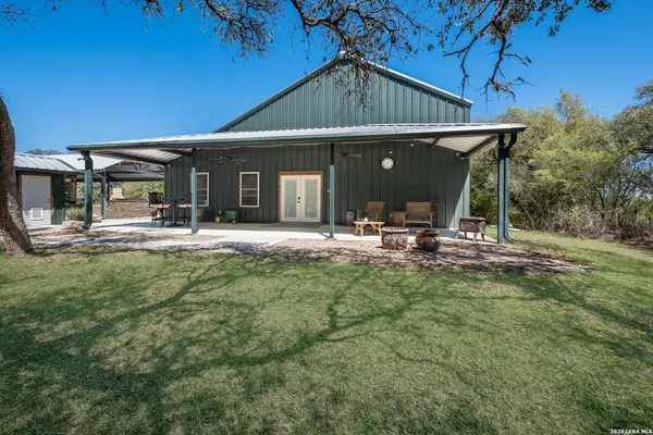 $1,175,000 | 7869 County Road 311, D'Hanis, TX 78850
