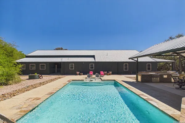 $1,175,000 | 7869 County Road 311, D'Hanis, TX 78850