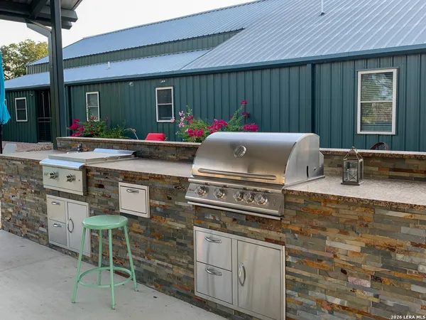 $1,175,000 | 7869 County Road 311, D'Hanis, TX 78850