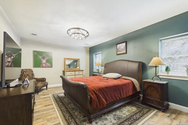 $1,175,000 | 7869 County Road 311, D'Hanis, TX 78850