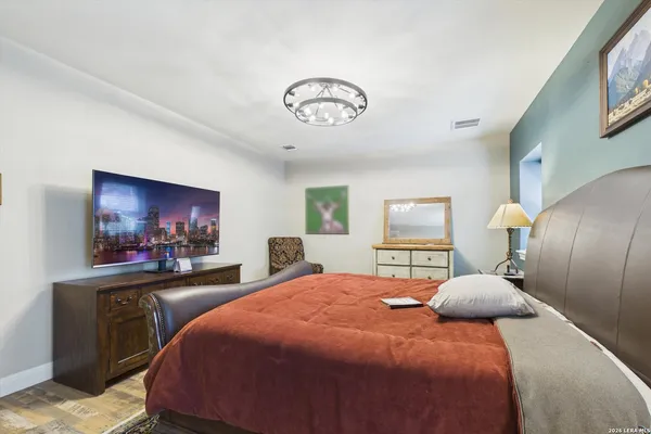 $1,175,000 | 7869 County Road 311, D'Hanis, TX 78850