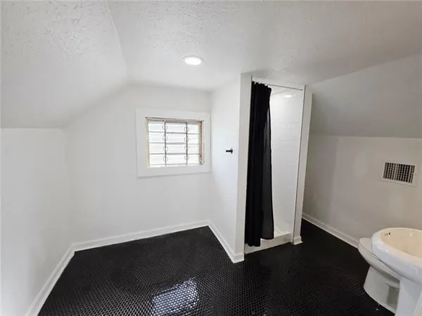 $1,800 | 433 Homer Street, New Orleans, LA 70114