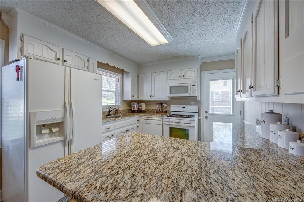 4108 Little Mountain Road Gastonia, NC 28056 - Photo 5 of 21 Gallery Image 5