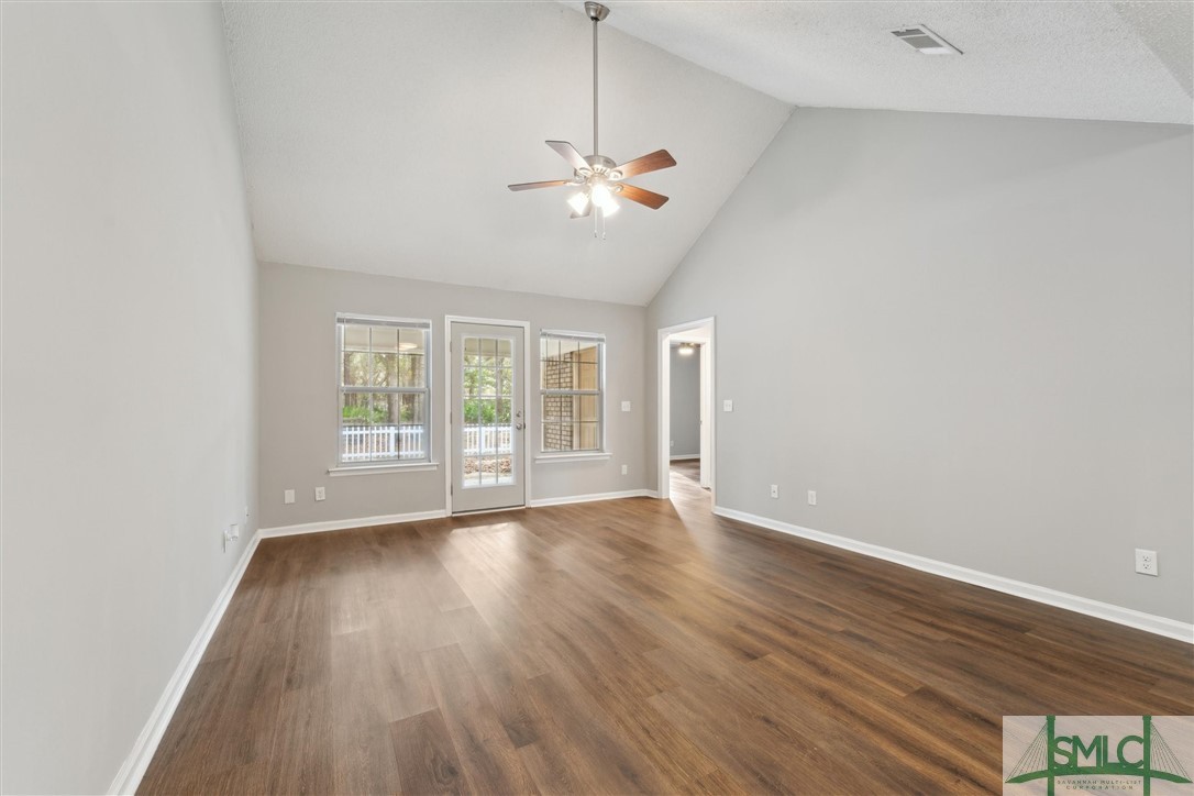 235 Davis Street Allenhurst, GA 31313 - Photo 3 of 13 Gallery Image 3
