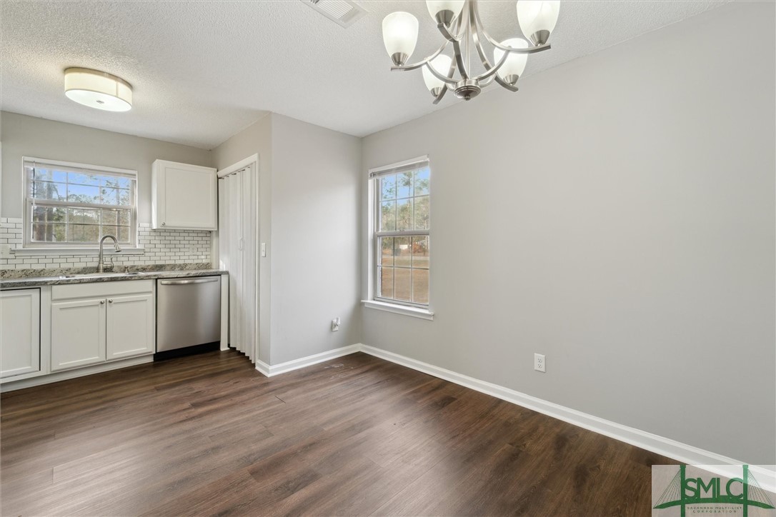 235 Davis Street Allenhurst, GA 31313 - Photo 4 of 13 Gallery Image 4