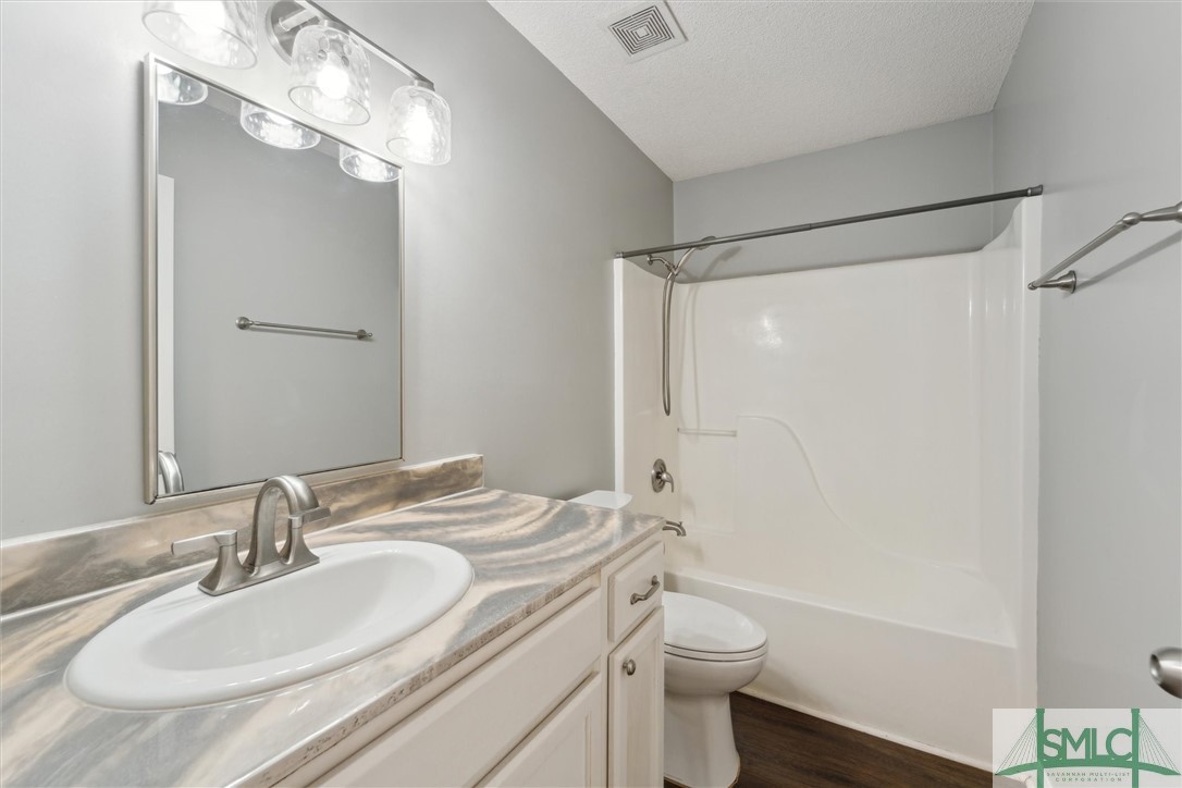 235 Davis Street Allenhurst, GA 31313 - Photo 8 of 13 Gallery Image 8