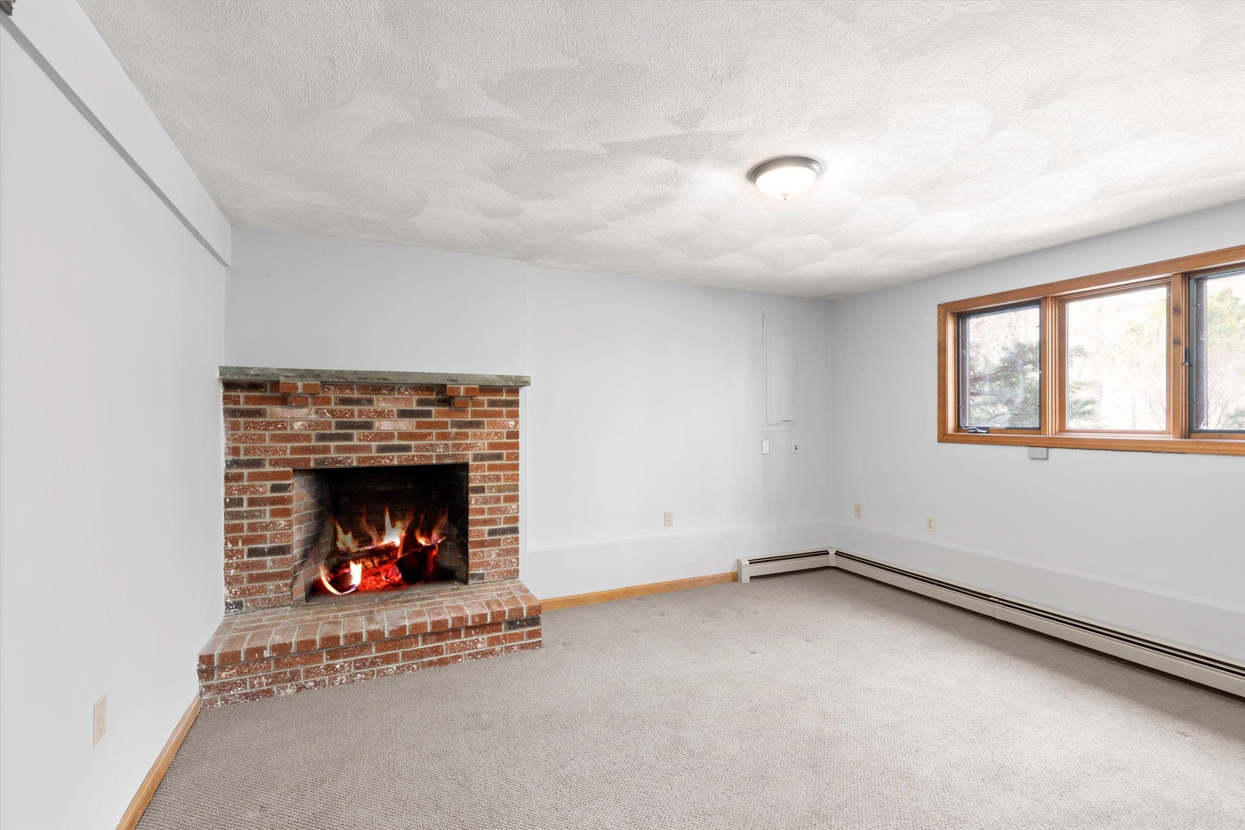 68 Drinkwater Road Exeter, NH 03833 - Photo 17 of 39