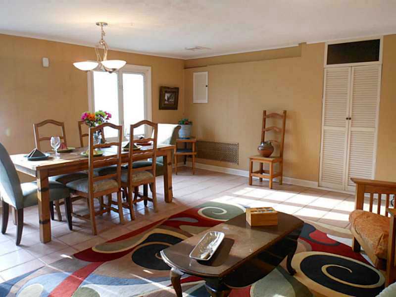 196 Pendar Road North Kingstown, RI 02852 - Photo 5 of 24 Dining Area.