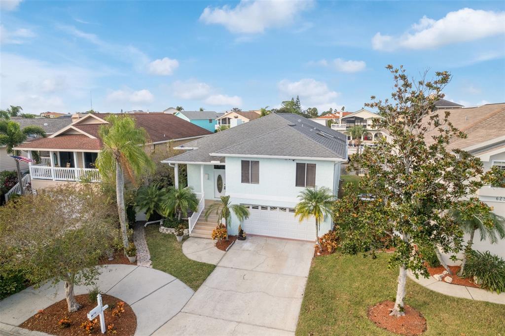 6225 Bayside Drive New Port Richey, FL 34652 - Photo 55 of 84 front view of a house with a yard