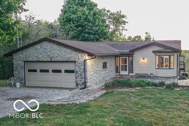 1929 East Overcoat Road Crawfordsville, IN 47933 - Photo 3 of 102