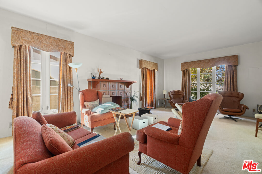 10582 Cheviot Drive Los Angeles, CA 90064 - Photo 13 of 23