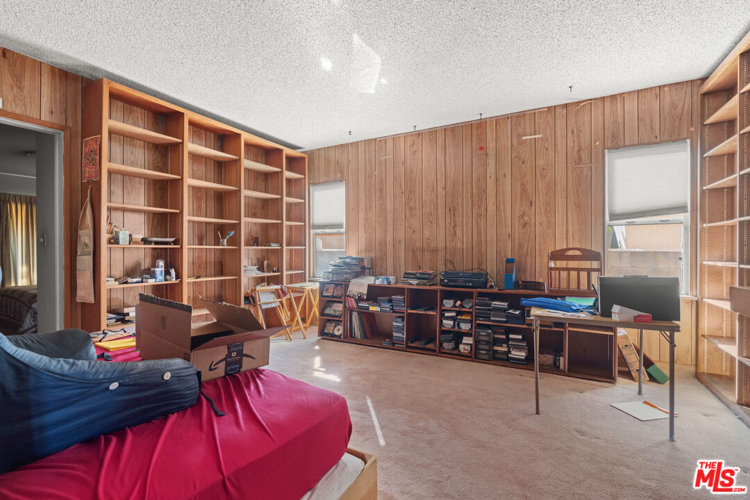 10582 Cheviot Drive Los Angeles, CA 90064 - Photo 17 of 23