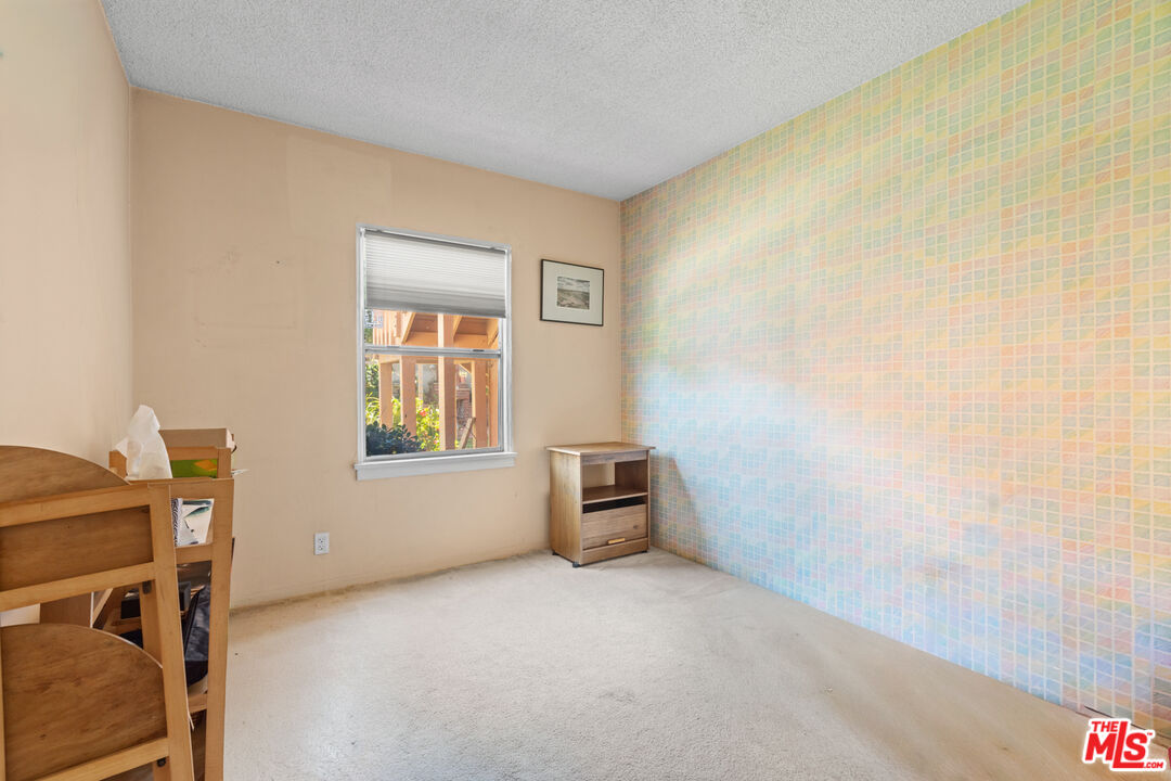 10582 Cheviot Drive Los Angeles, CA 90064 - Photo 22 of 23