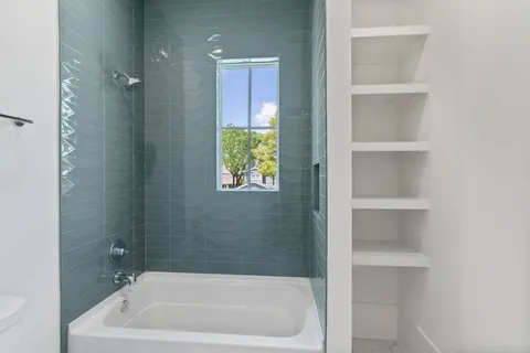 $1,799,000 | 1407 Martin Street, Houston, TX 77018