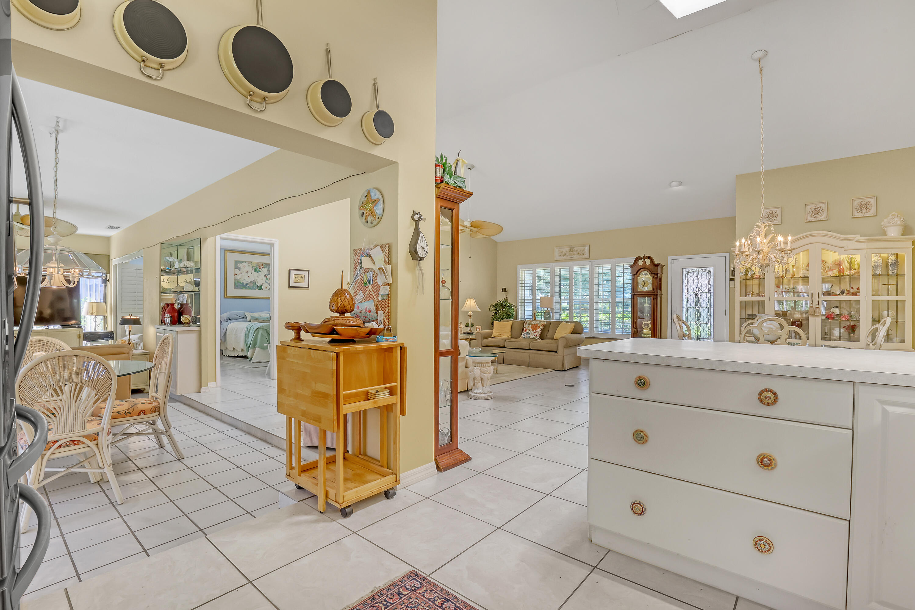 5010 Southeast Hanson Circle Stuart, FL 34997 - Photo 16 of 59 5010 SE Hansons (15)