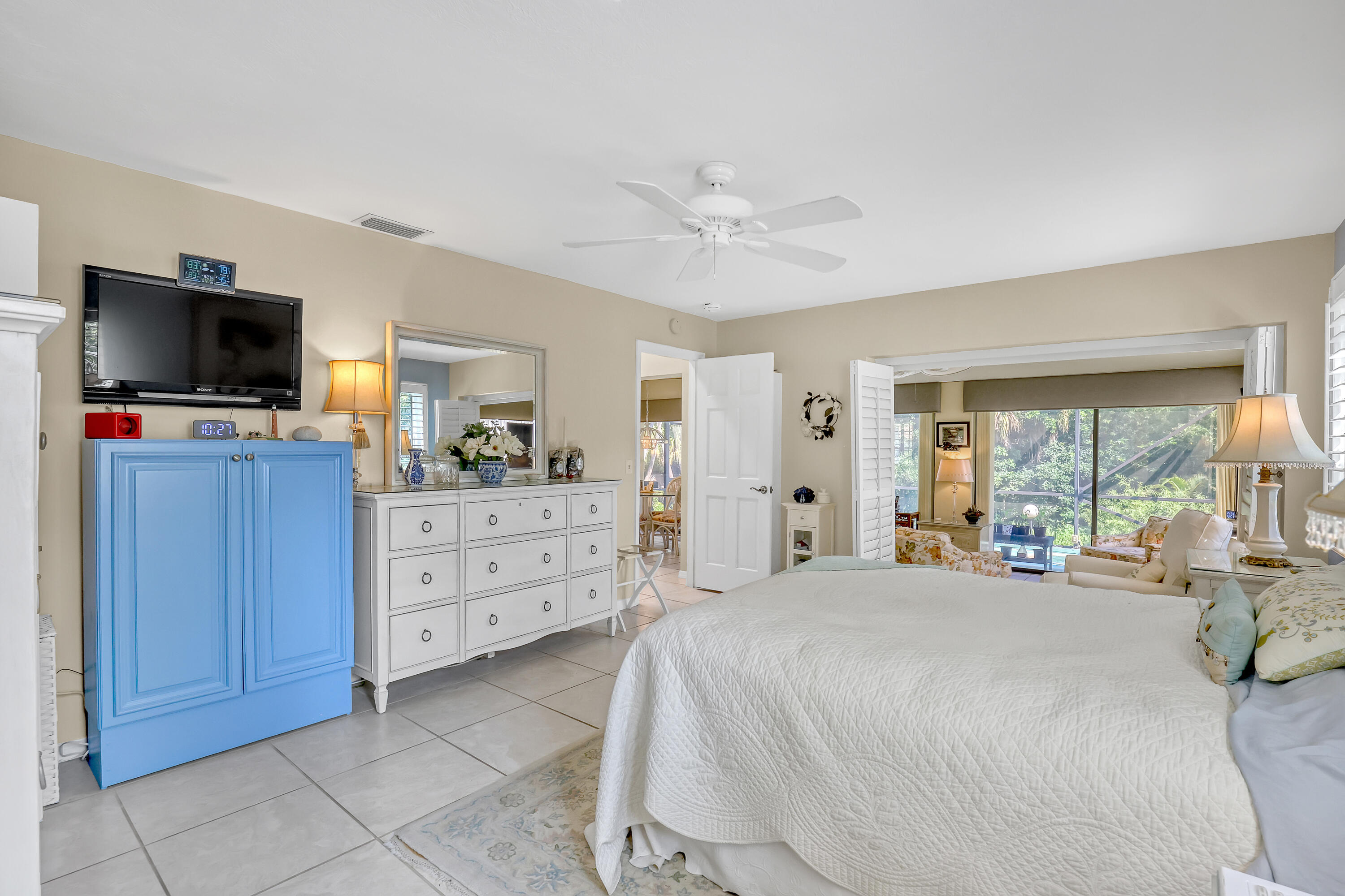 5010 Southeast Hanson Circle Stuart, FL 34997 - Photo 23 of 59 5010 SE Hansons (22)
