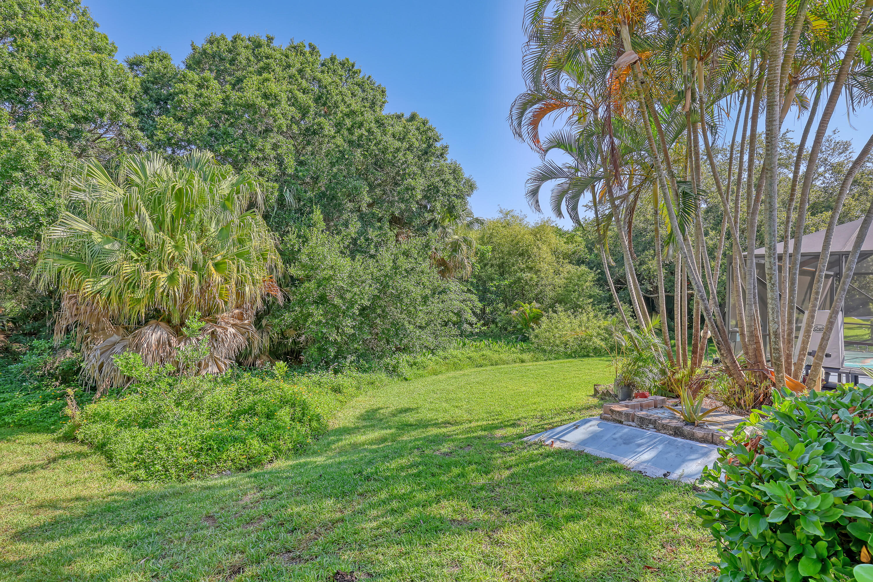 5010 Southeast Hanson Circle Stuart, FL 34997 - Photo 39 of 59 5010 SE Hansons (38)