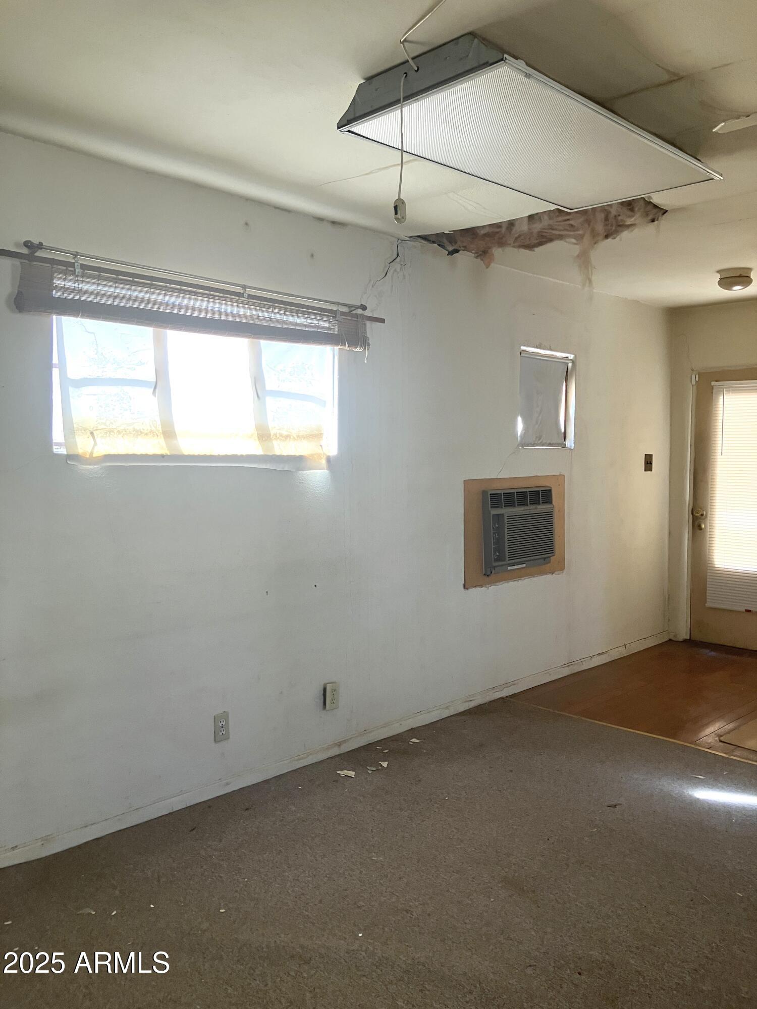 1637 East Roma Avenue Phoenix, AZ 85016 - Photo 67 of 78 Living Room of the 528sf MIL Suite