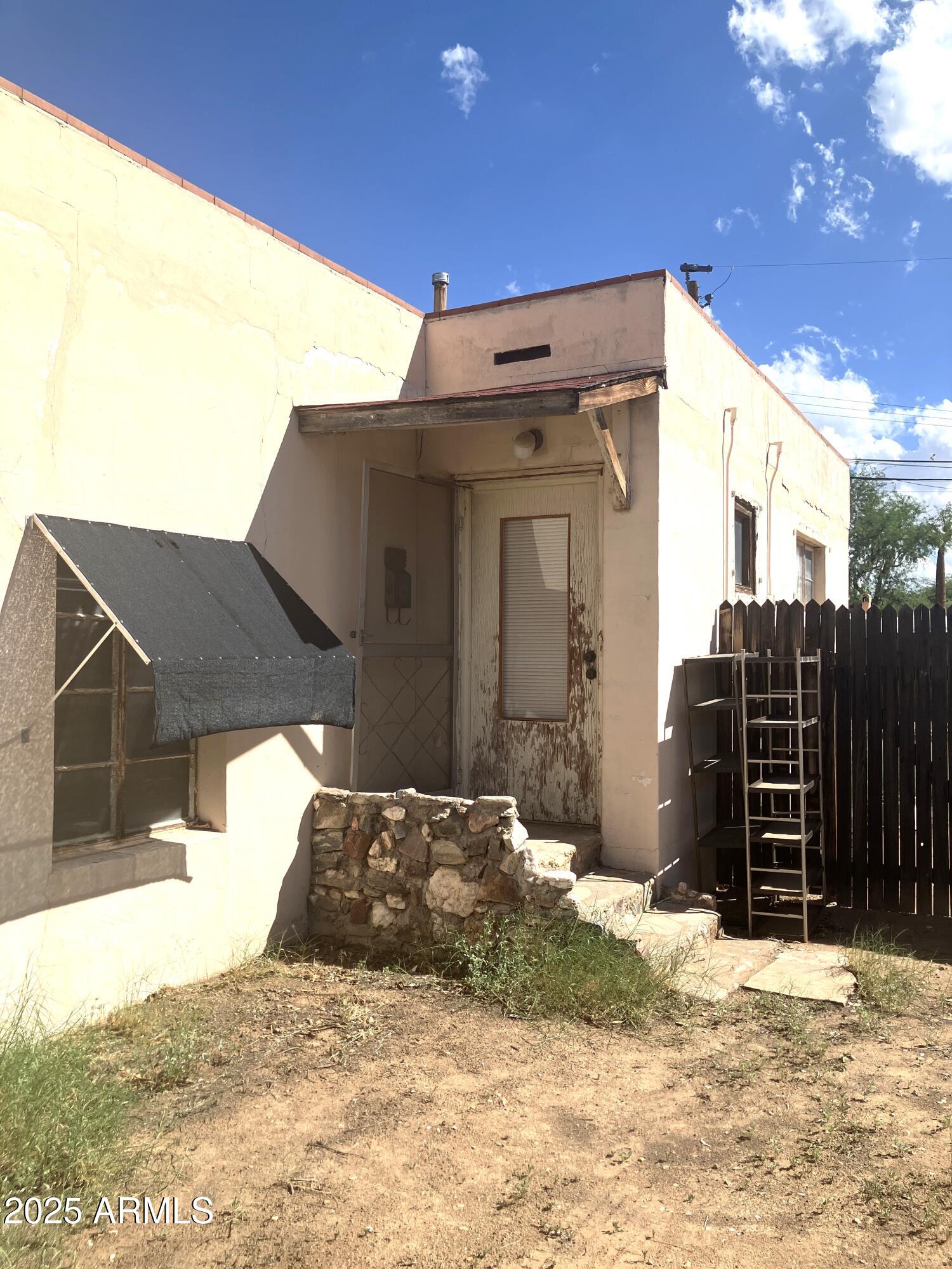 1637 East Roma Avenue Phoenix, AZ 85016 - Photo 9 of 78 1 of 2 Entries to the MIL Suite