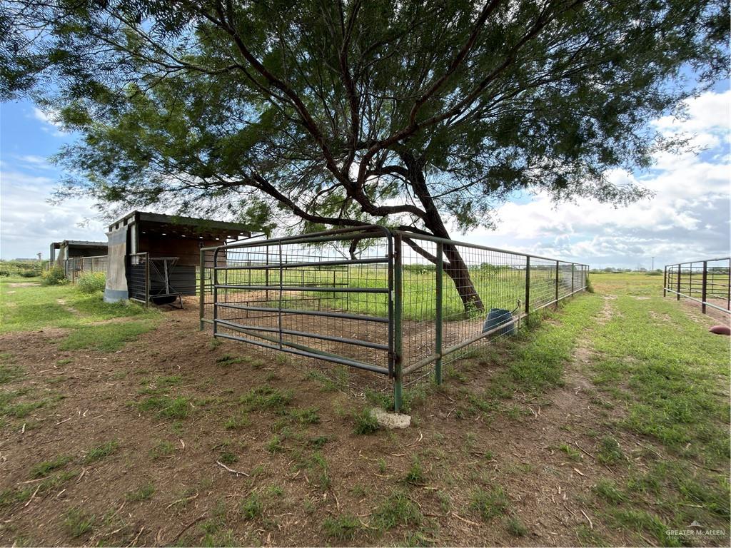 9510 Texan Road Mission, TX 78574 - Photo 36 of 43