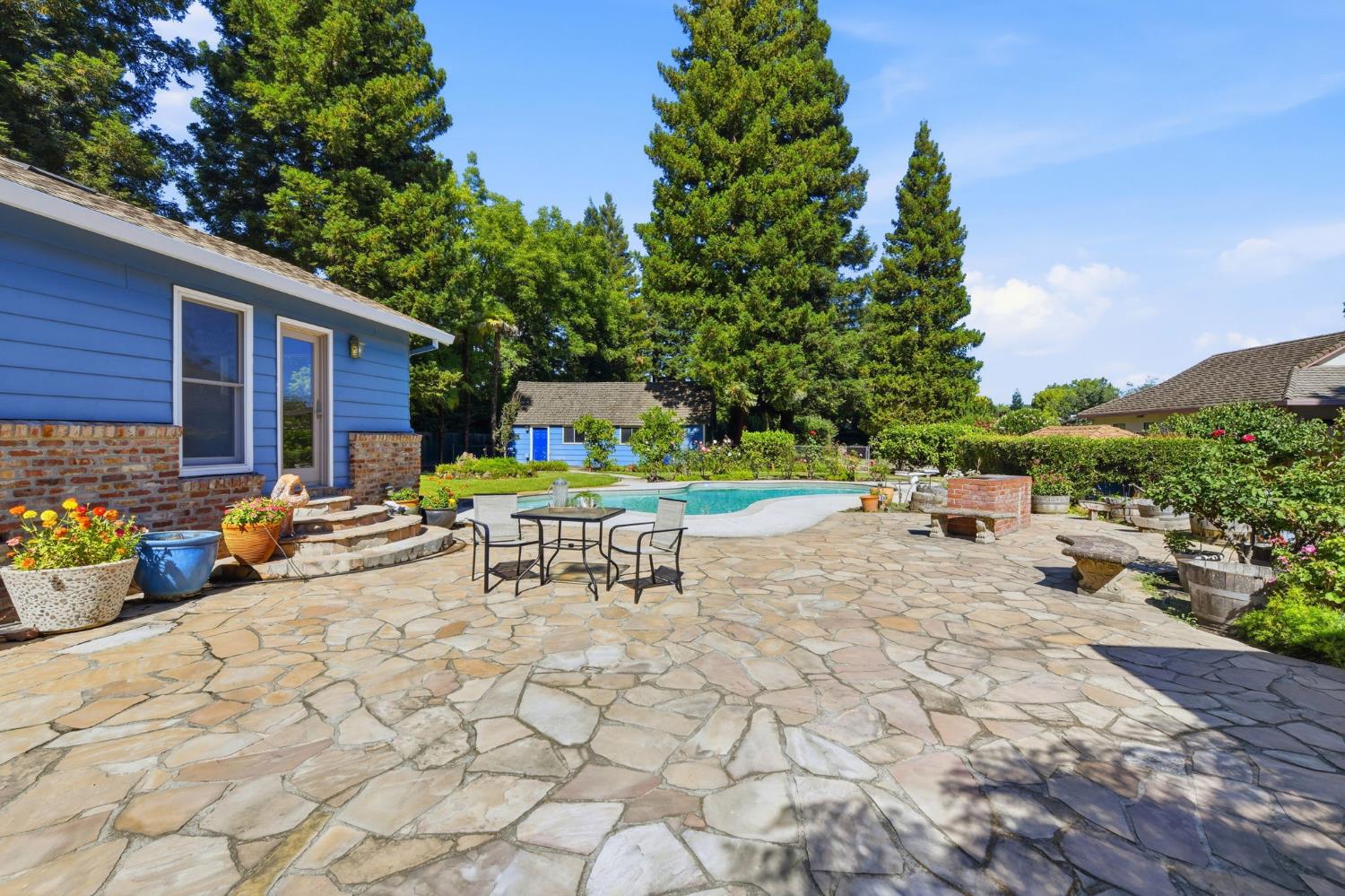 3012 Root Avenue Carmichael, CA 95608 - Photo 55 of 76